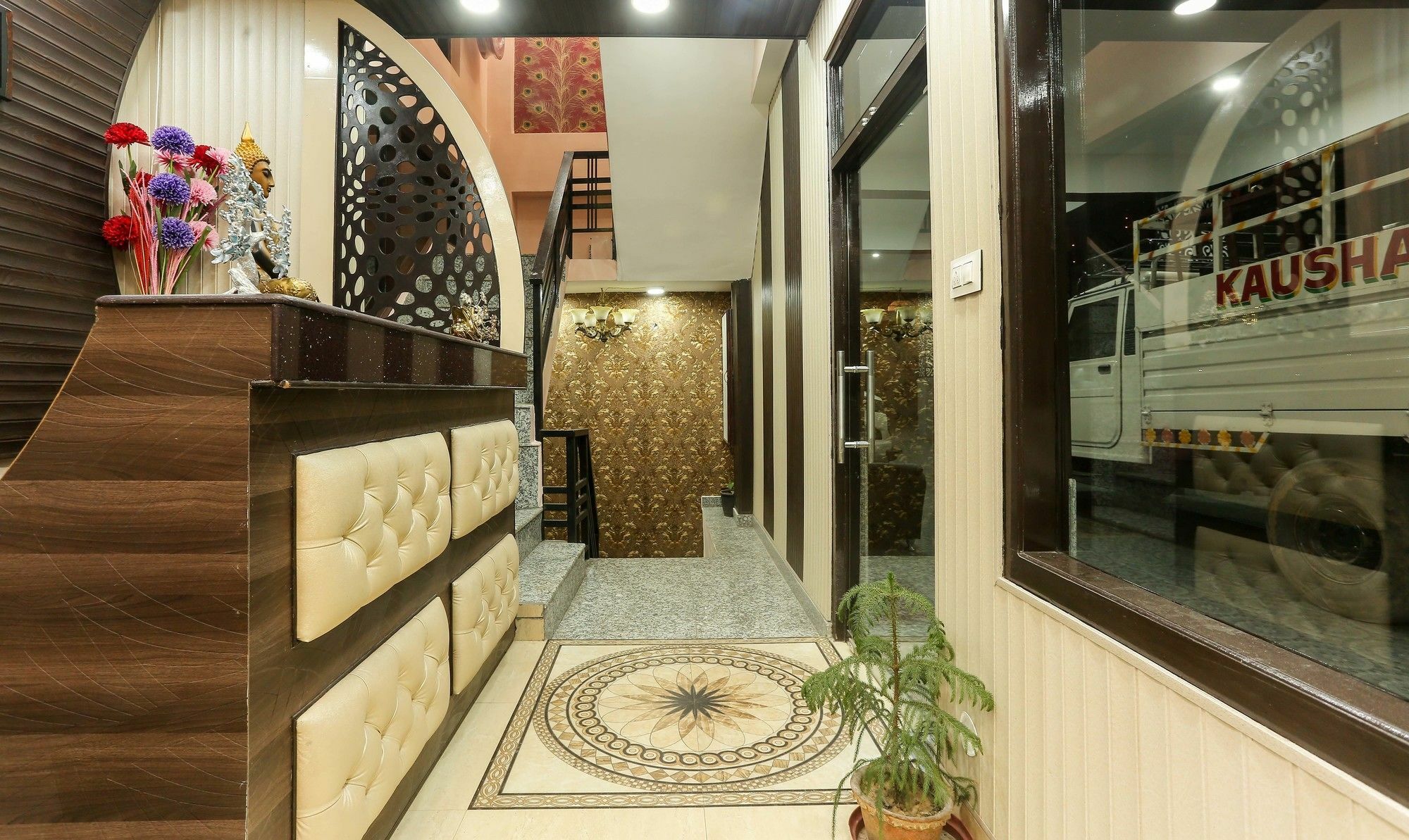 Treebo Roshan House With Valley View McLeod Ganj Eksteriør bilde